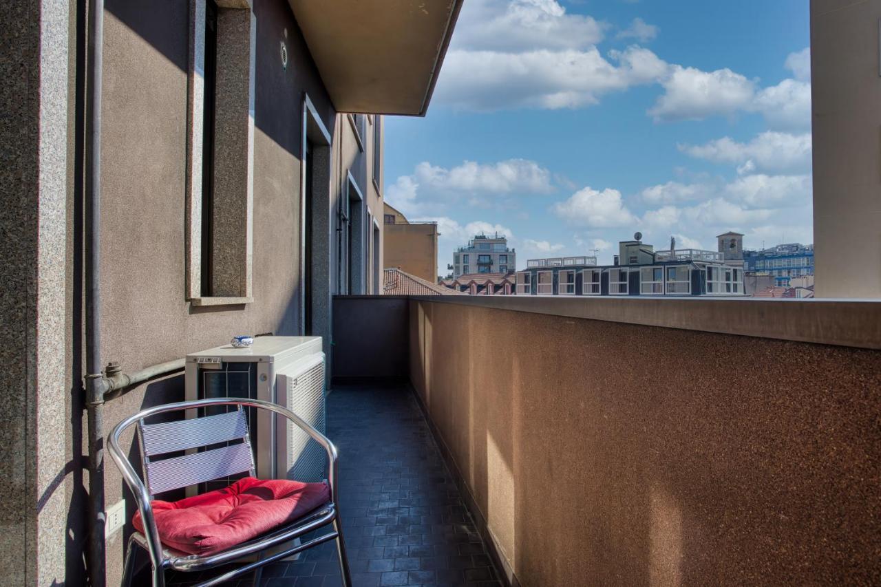 Joivy Vibrant 2Bed Apt With Balcony Milánó Kültér fotó