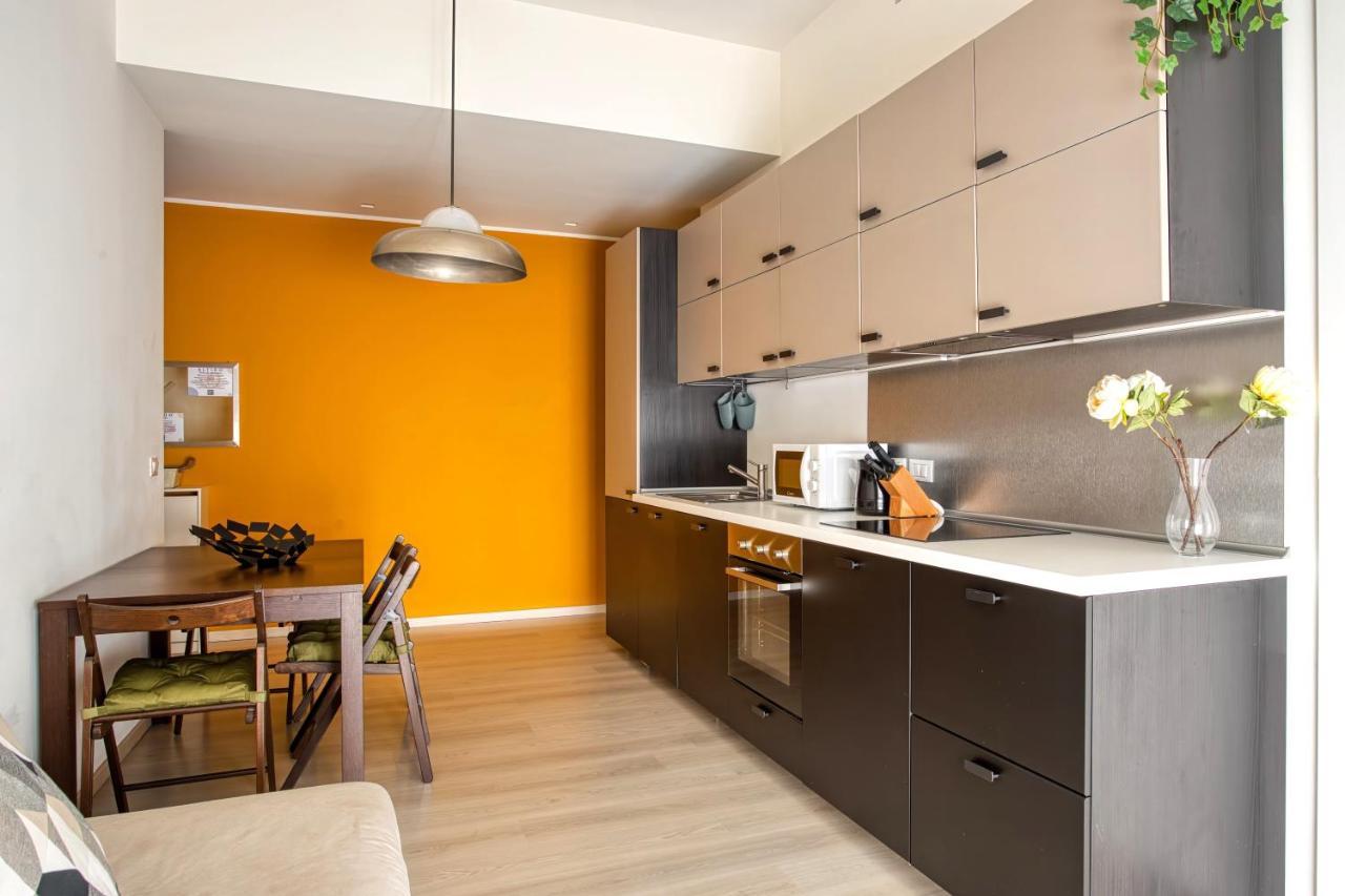 Joivy Vibrant 2Bed Apt With Balcony Milánó Kültér fotó